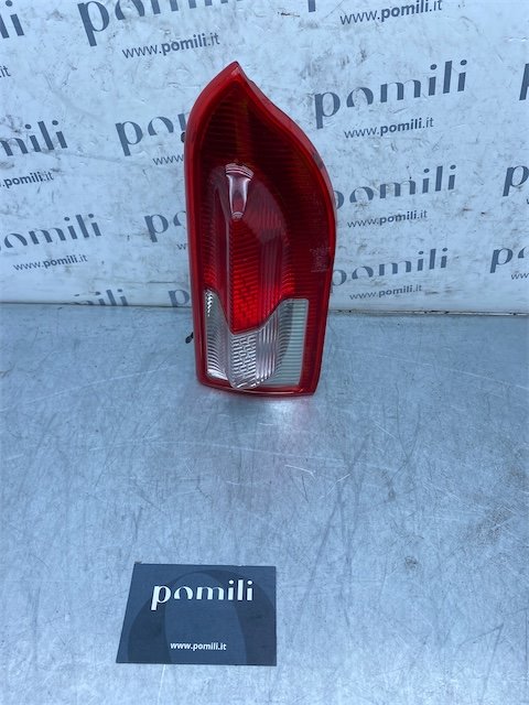 Base fanale post. Destro OPEL INSIGNIA (G09) (12/08>10/13