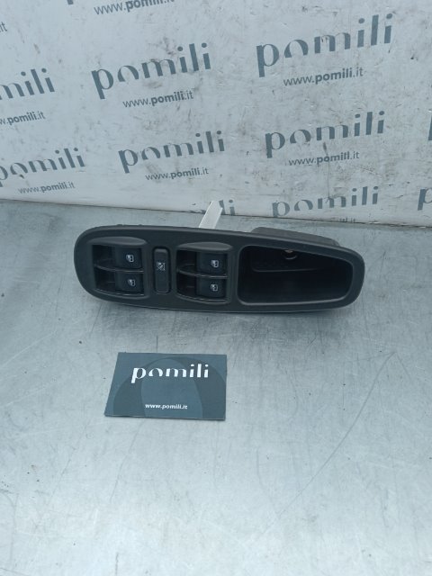 Pulsante portello post. FIAT 500L (73) (07/12>06/18