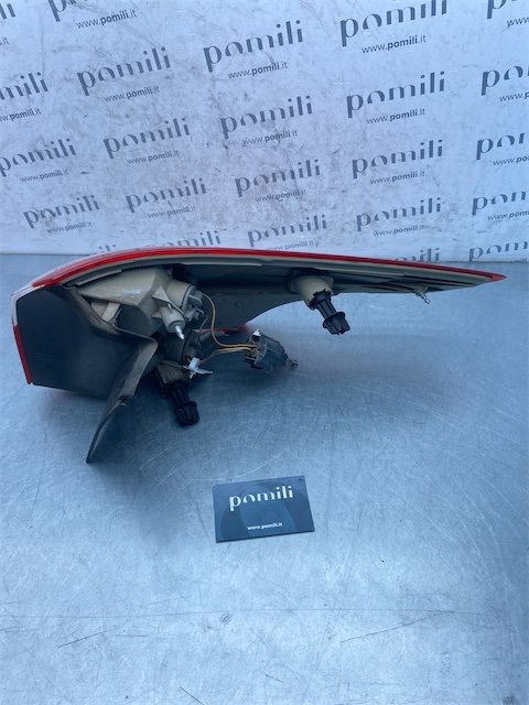 Fanale post. parte est. Sinistro FORD FOCUS (CB8) (02/11>11/15