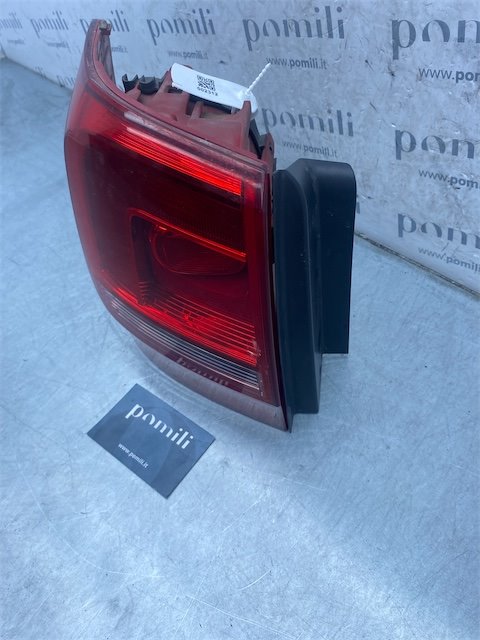 Fanale post. parte est. Sinistro VOLKSWAGEN SHARAN (7N1) (07/10>09/15