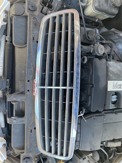 Griglia cofano ant. MERCEDES-BENZ Classe C (W/S203) (05/00>12/07