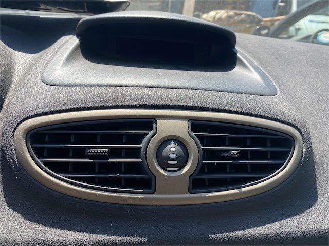 Bocchetta aria centr. cruscotto RENAULT CLIO 3a Serie (07/05>05/09