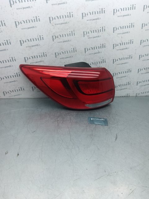 Fanale post. parte est. Sinistro KIA SPORTAGE 3a Serie (03/14>06/16
