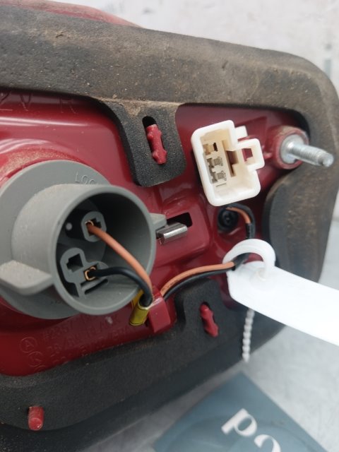 Fanale post. parte int. Destro KIA SPORTAGE 3a Serie (03/14>06/16