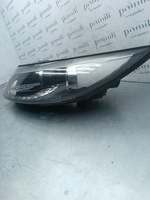 Proiettore Destro KIA SPORTAGE 3a Serie (03/14>06/16