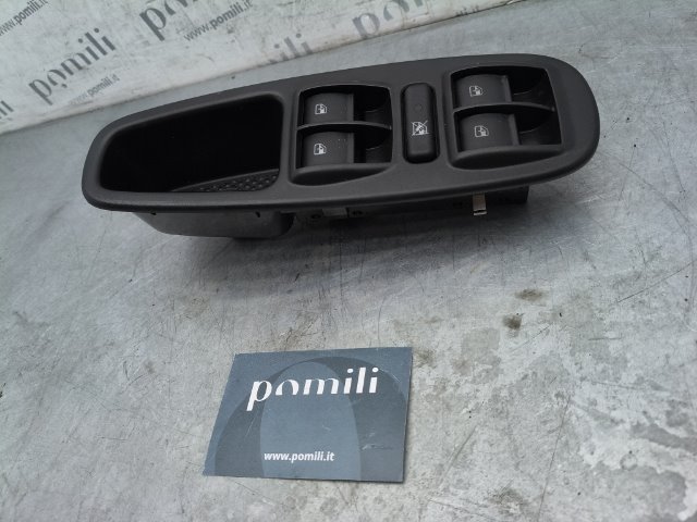 Blocco comandi alzacristalli FIAT 500L (73) (07/12>06/18