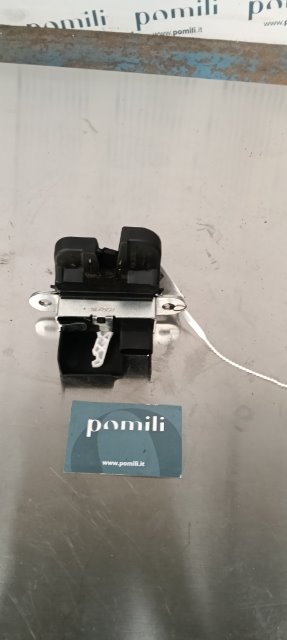 Aggancio serratura portello post. VOLKSWAGEN GOLF (1K) (10/03>12/09