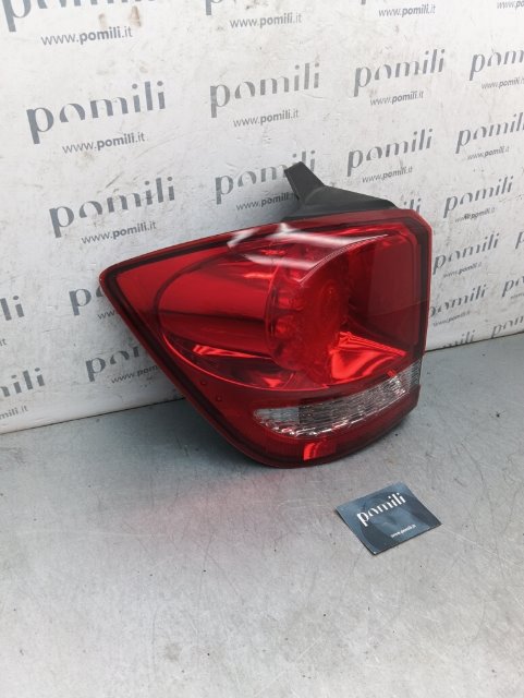 Fanale post. parte est. Sinistro FIAT FREEMONT (24) (04/11>) | Ricambi Pomili