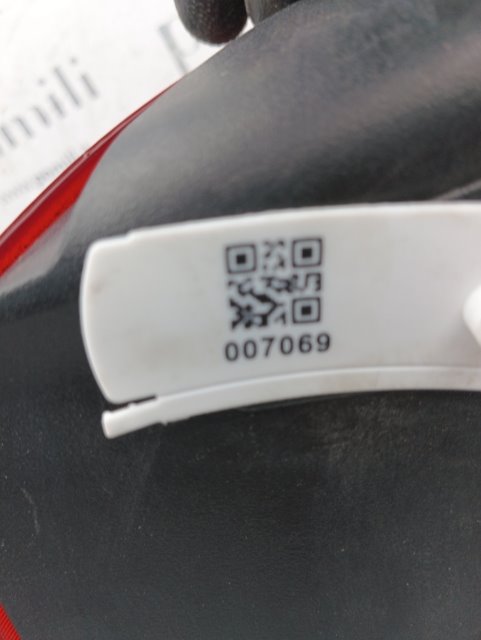 Fanale post. parte est. Sinistro FIAT FREEMONT (24) (04/11>) | Ricambi Pomili