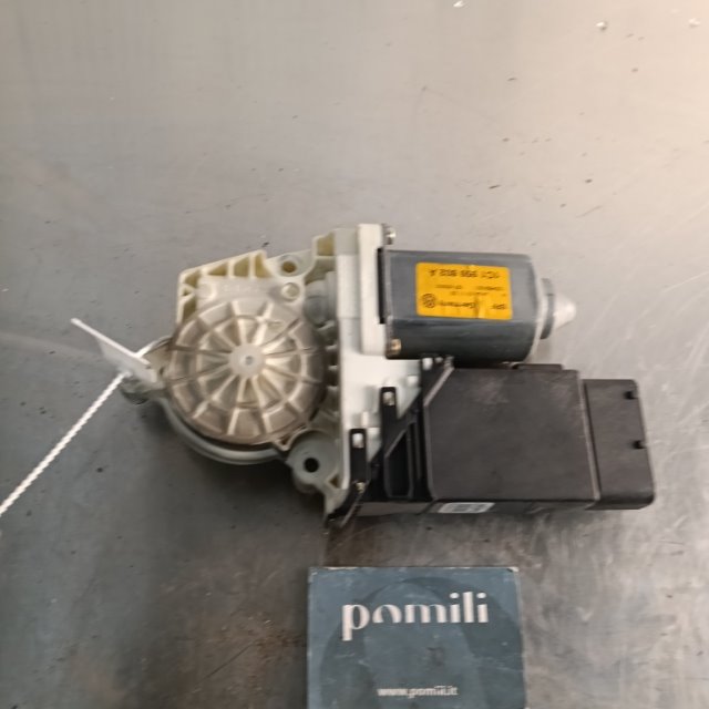 Motorino alzacristallo porta ant. Destro VOLKSWAGEN GOLF (1J) (09/97>03/06