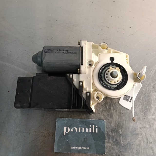 Motorino alzacristallo porta ant. Destro VOLKSWAGEN GOLF (1J) (09/97>03/06
