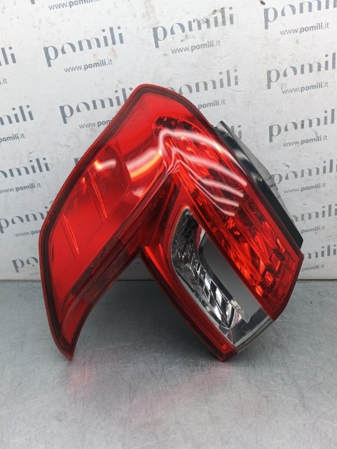 Fanale post. parte est. Sinistro CITROEN C4 AIRCROSS (03/12>) | Ricambi Pomili