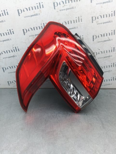 Fanale post. parte est. Sinistro CITROEN C4 AIRCROSS (03/12>) | Ricambi Pomili